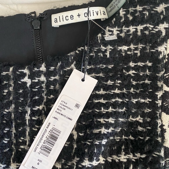 COPY - Alice+Olivia Clyde Patchwork Shift Dress - Picture 3 of 3